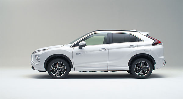eclipse_cross_phev_car2